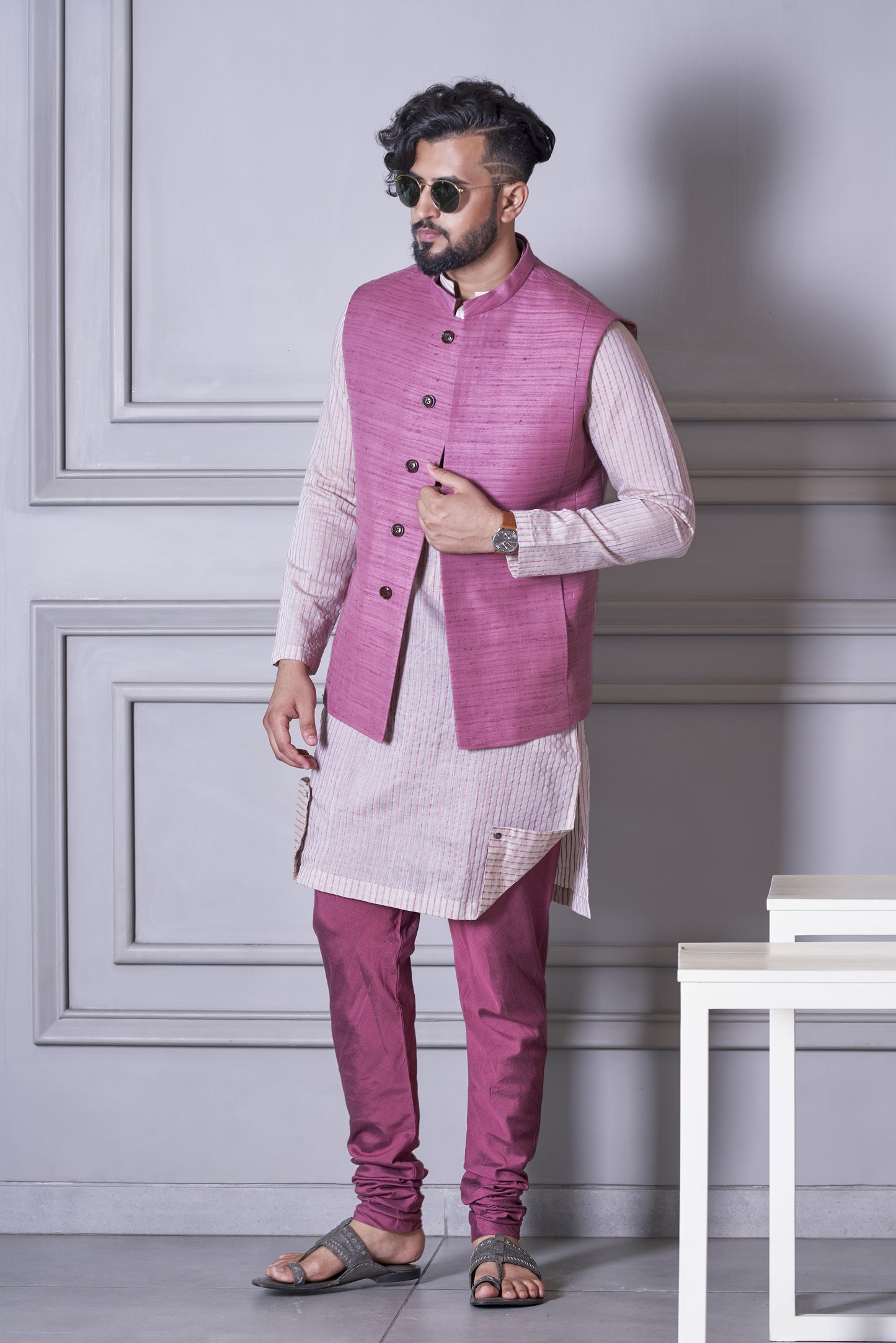 Pink Handloom Cotton Kurta Set With Bundi Jacket