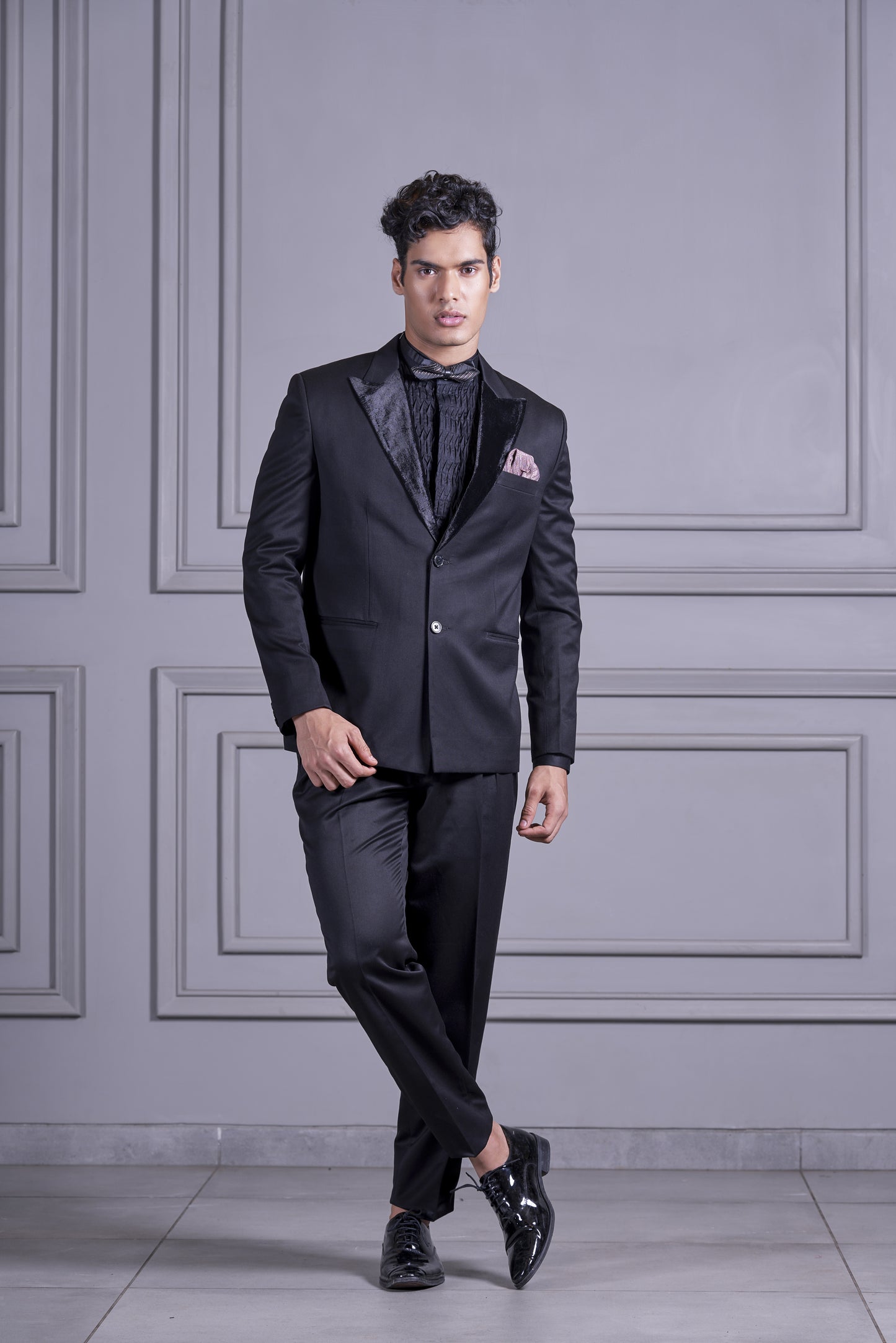 Black Suiting Suit Set