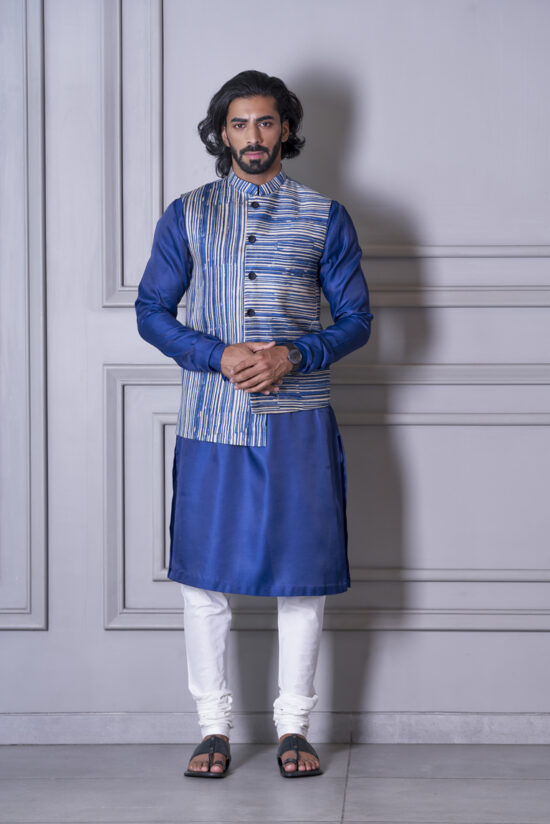 Blue churi sleeve kurta with stripe Nehru jacket set - Image 5